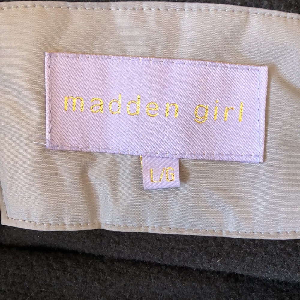 Steve‎ Madden,  large L/G. Gray, hooded faux fur. - Picture 9 of 11